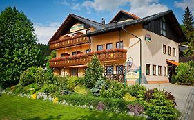 Pension Salzsaeumer (Adults Only)